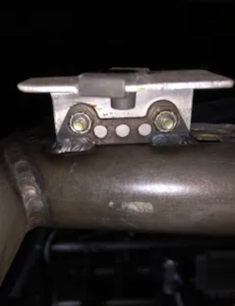 Body mount tab