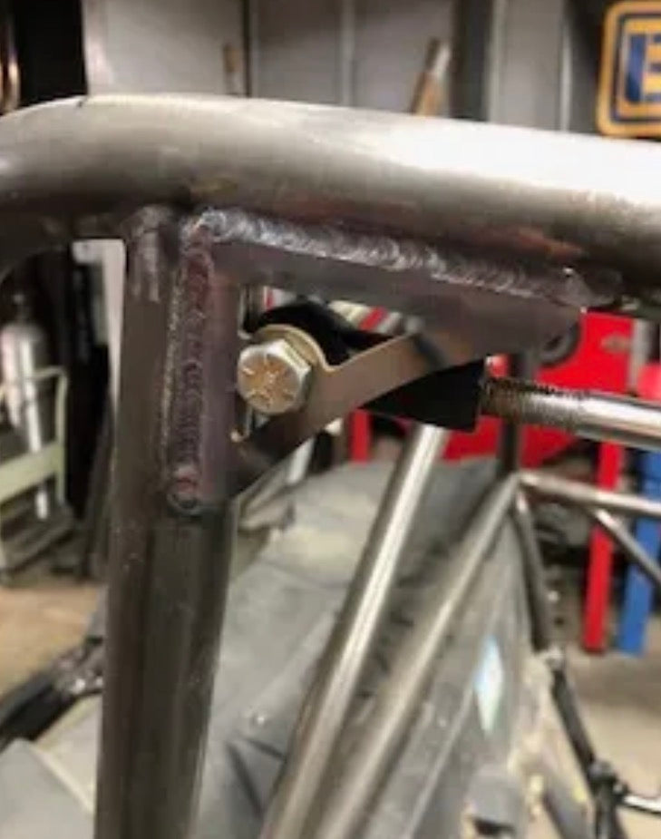 Gusset window net mount tab 80 degree