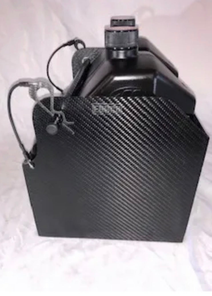 2 gallon oil holder for Maxima